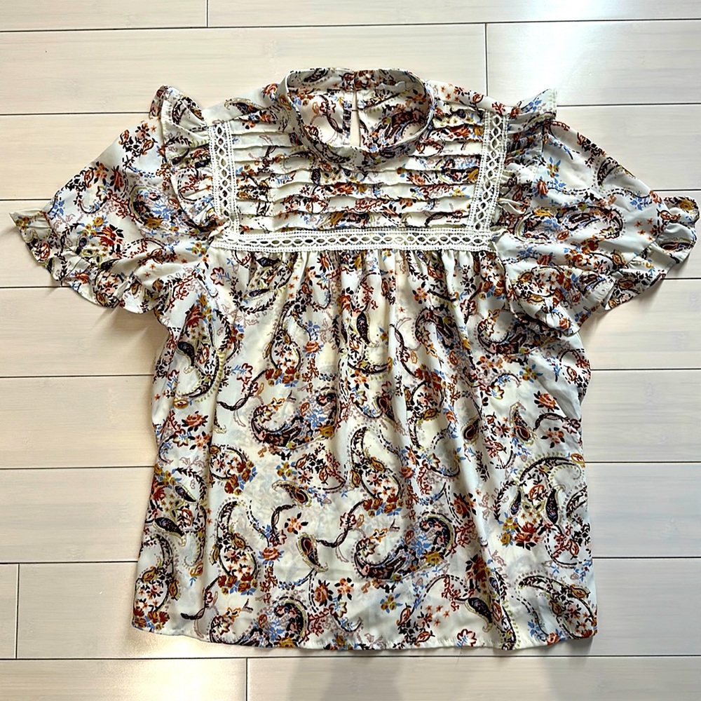 Womens June & Hudson Mock Neck Cream/Floral Ruffle Blouse Size Medium